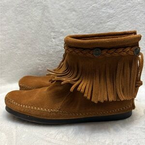 MINNETONKA Fringe Ankle Boots Womens Sz 7 Suede Back Zip Brown